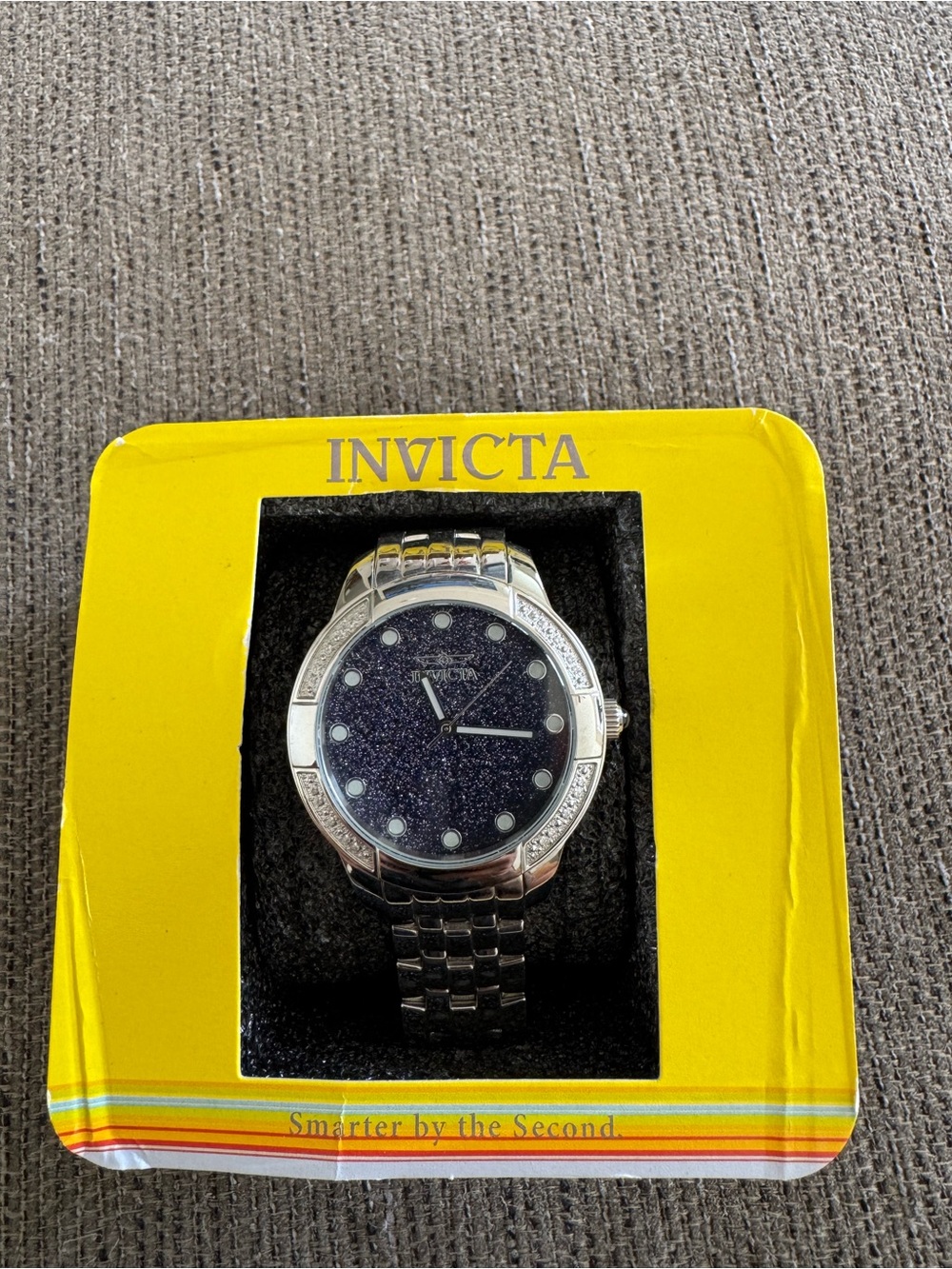 Invicta Silver Watch Model 0049 with Sparkling Navy Dial Unisex Used